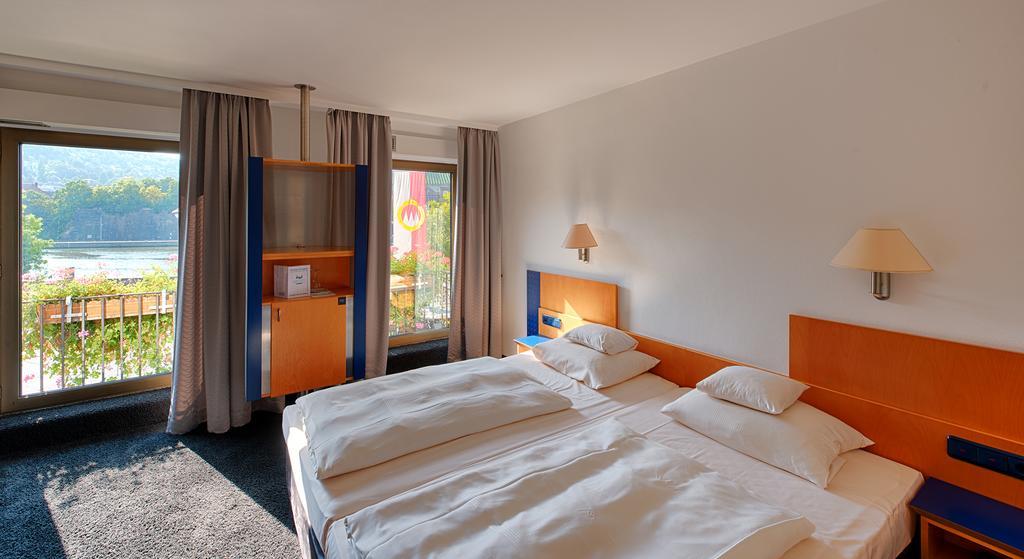 Hotel & Restaurant Walfisch Wurzburg Exterior photo